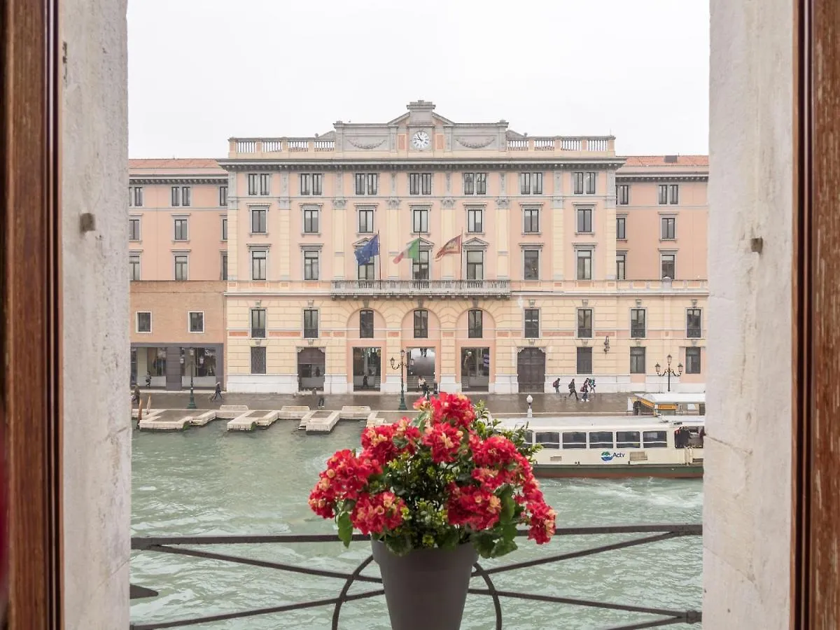 Grand Canal Suite By Wonderful Italy Venice 0*,  Italy