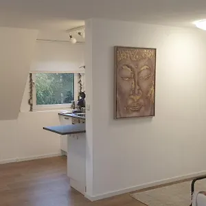  Appartement Frisch Renoviert Mit Dachterrasse - Geniesse Ruhe Und Grun Nahe Neustadt Aisch Duitsland