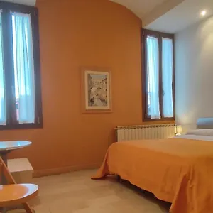 Corte Due Porte Venise